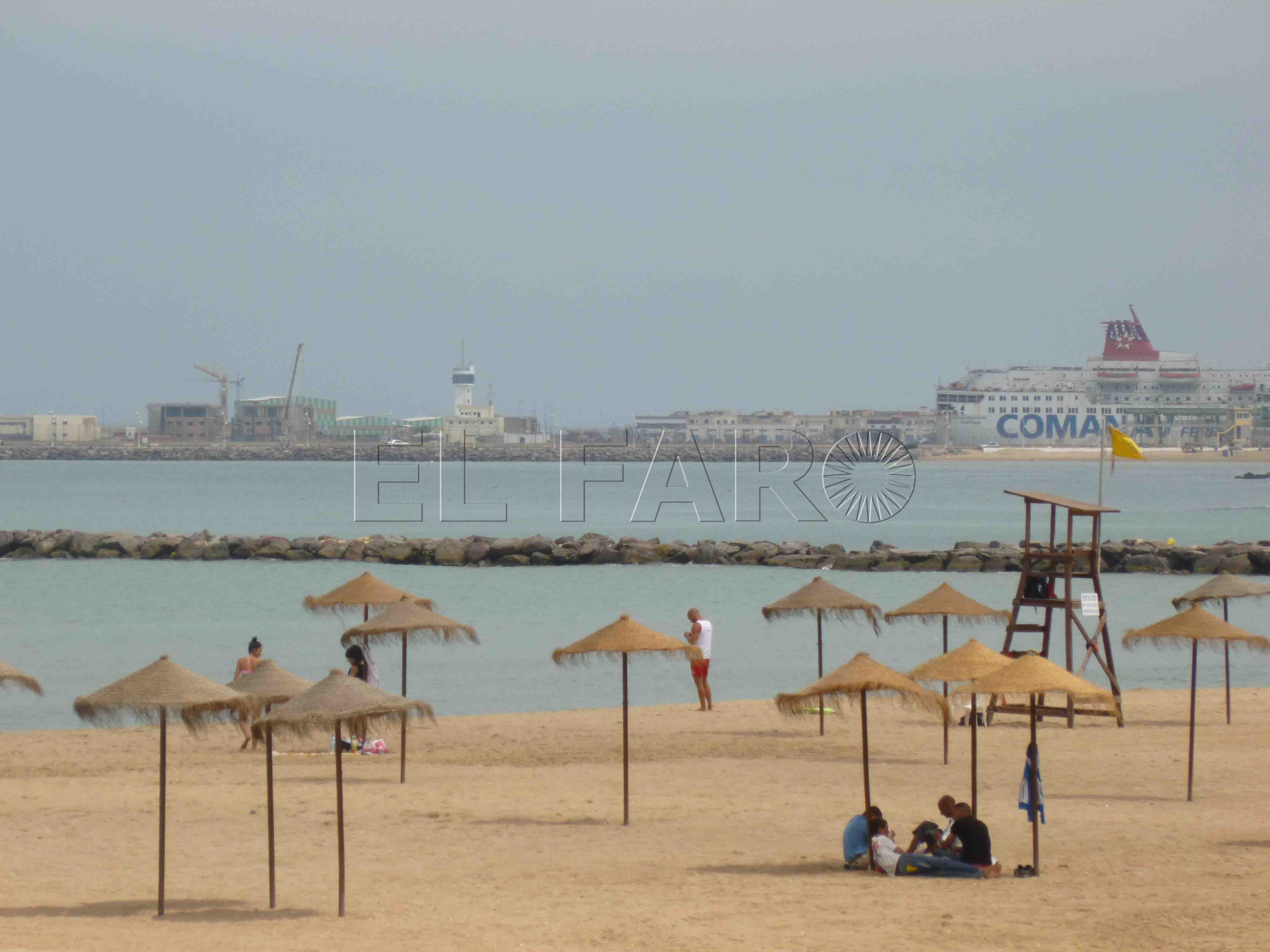 Entran a Melilla dos migrantes irregulares en una moto de agua