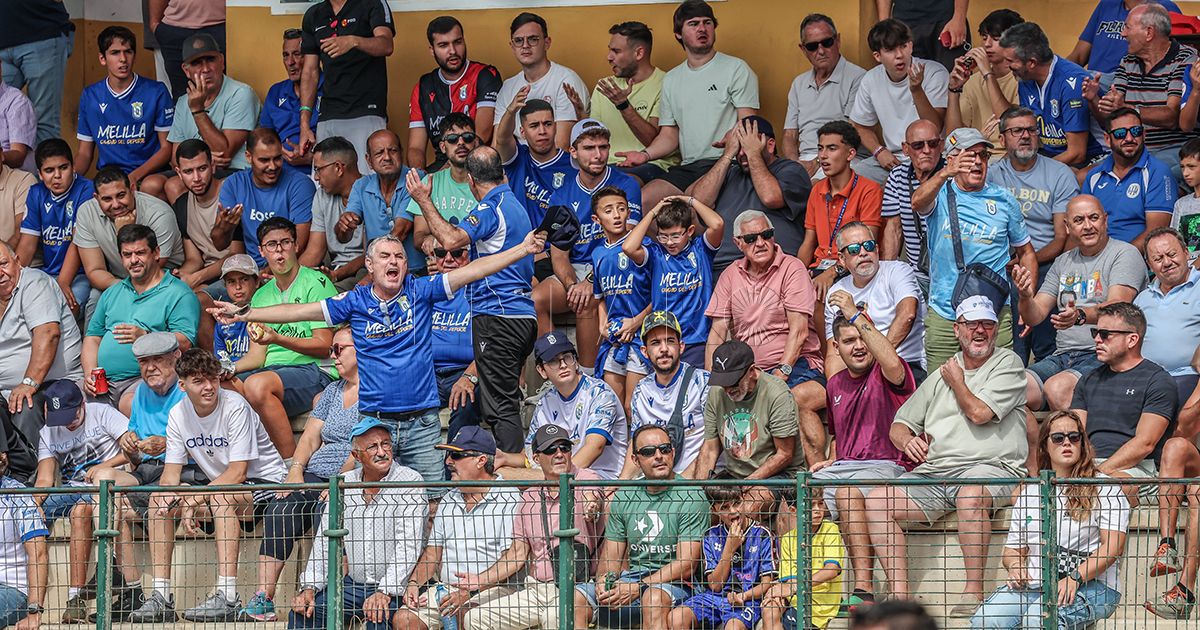 La afición, con la Copa Federación