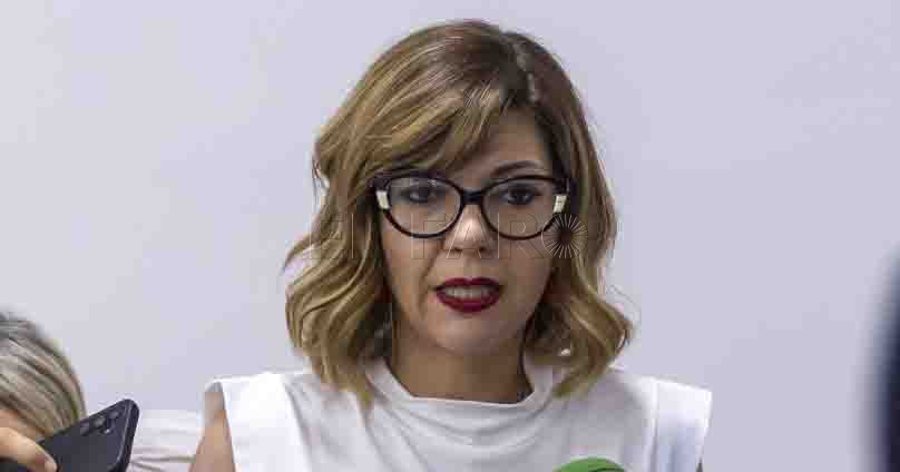 Moh destaca que el contrato marítimo fija en 40 euros el precio para vehículos