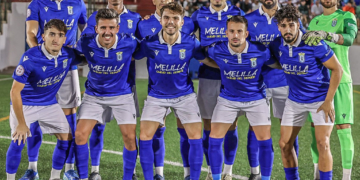 El once inicial de la escuadra azulina posaba antes del inicio del encuentro frente a la escuadra del conjunto ‘espartero’.