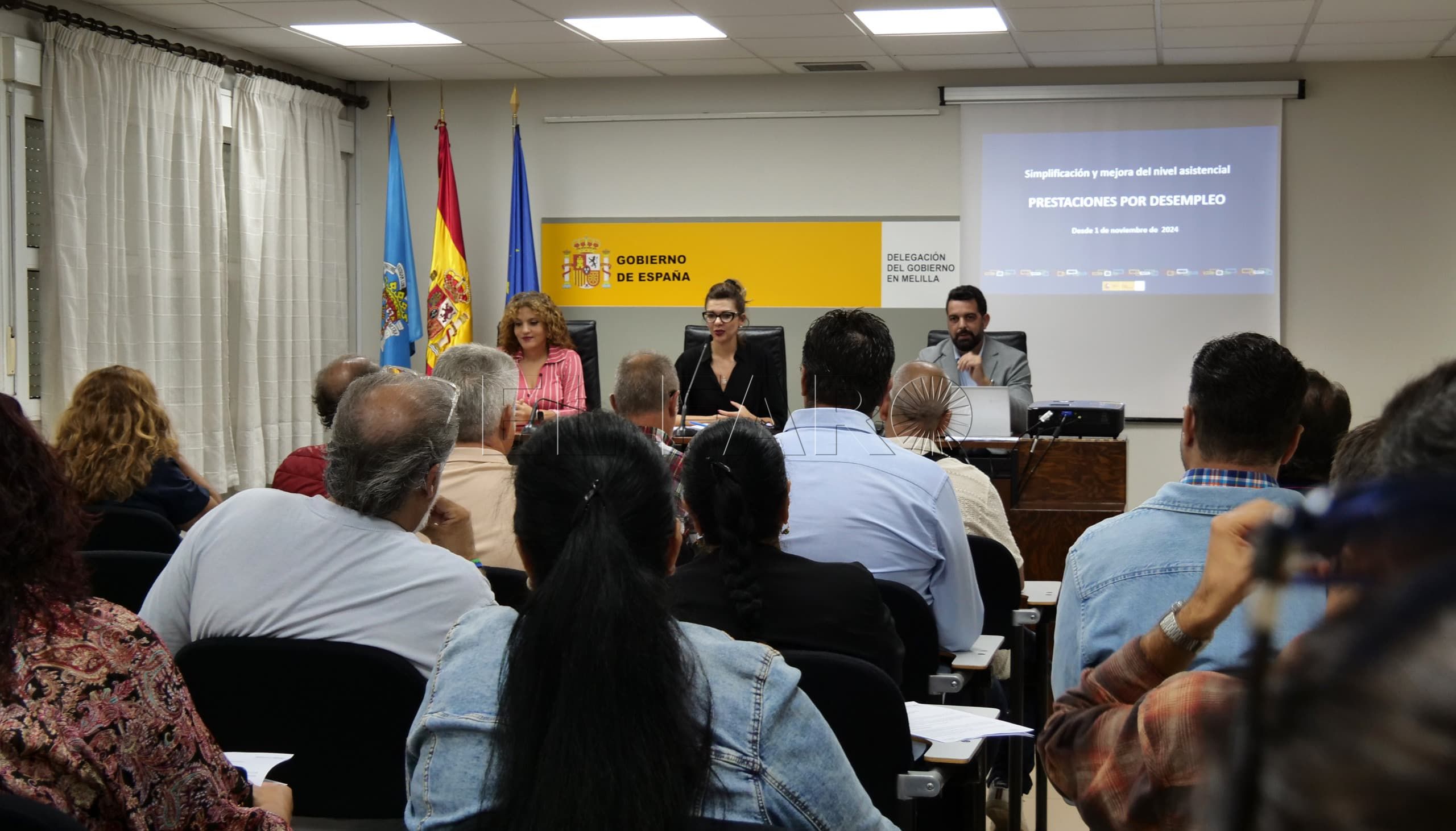 La Delegación acerca los recursos de la Administración General a la población gitana