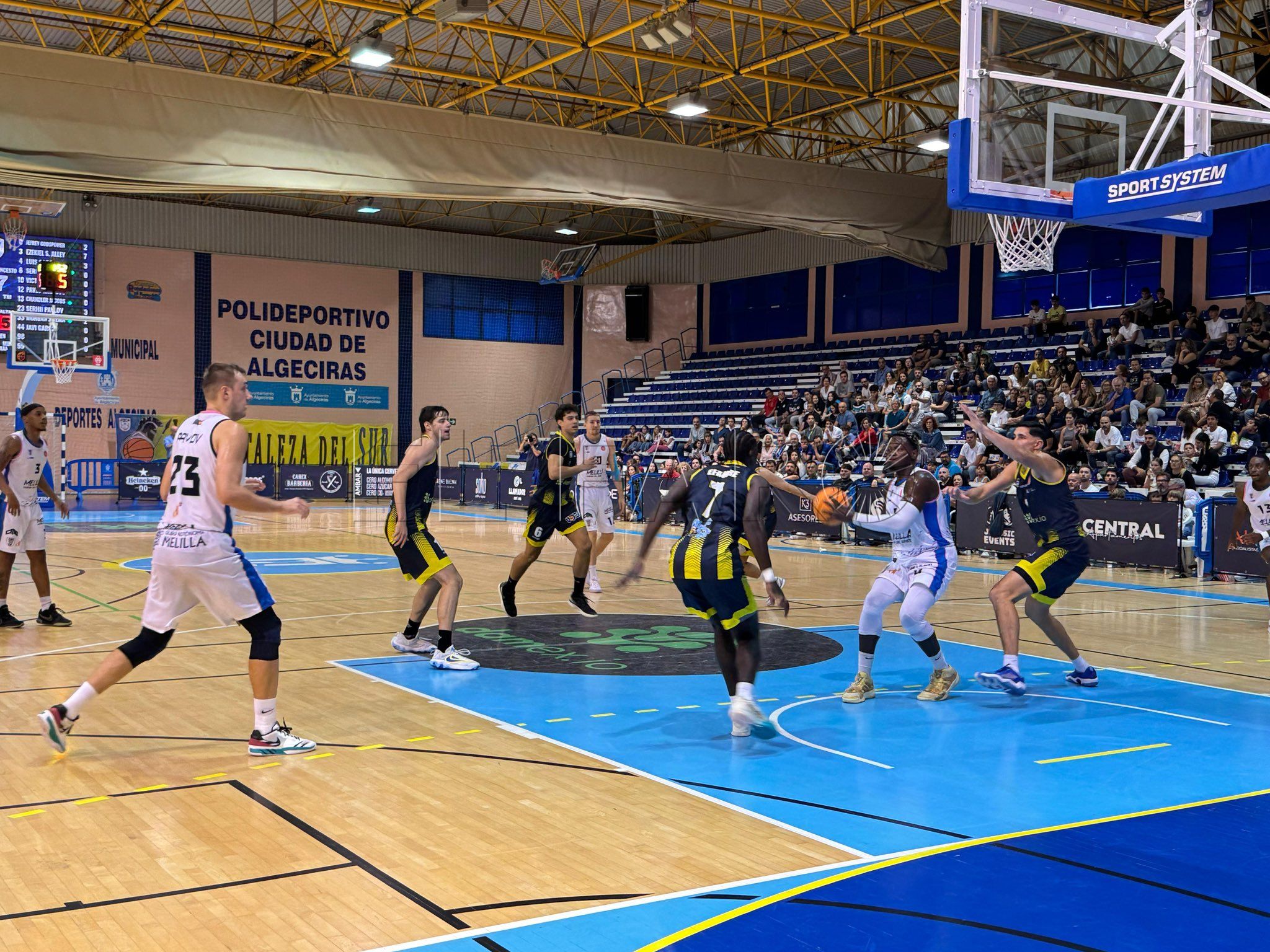 Partido de titanes en la Segunda FEB