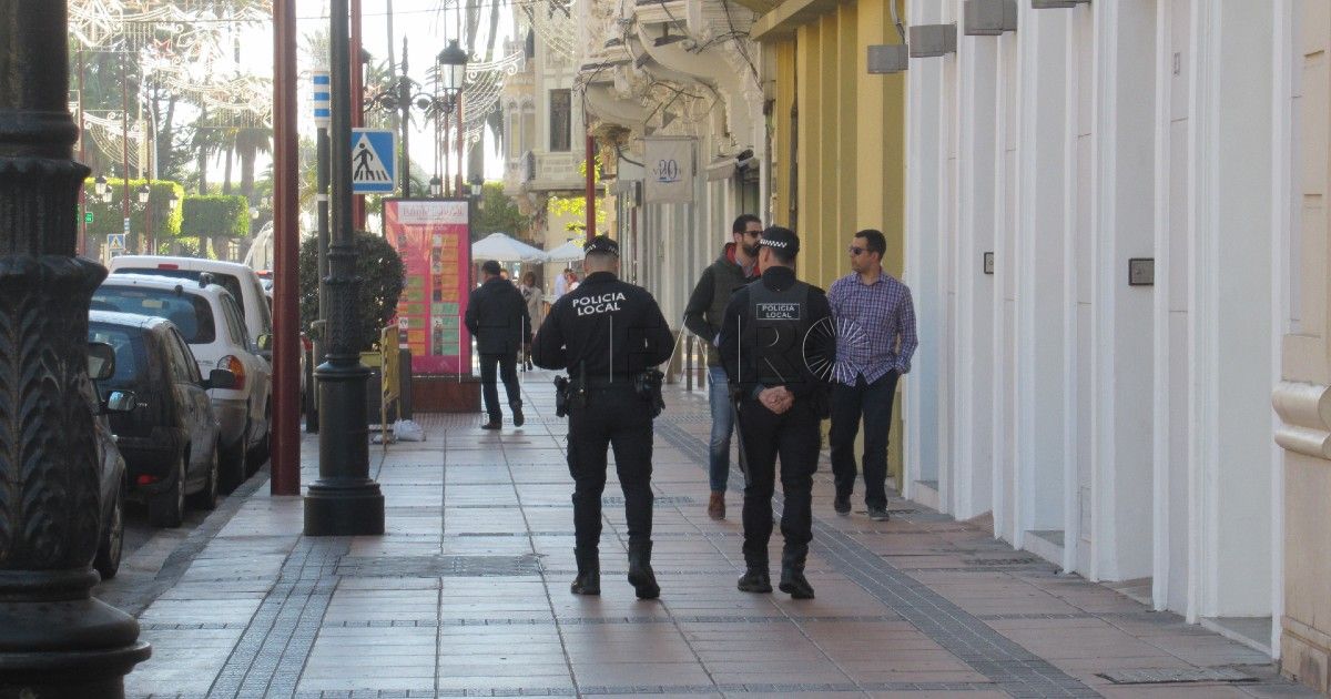 De Castro debió premiar a un agente local con medalla y no una felicitación