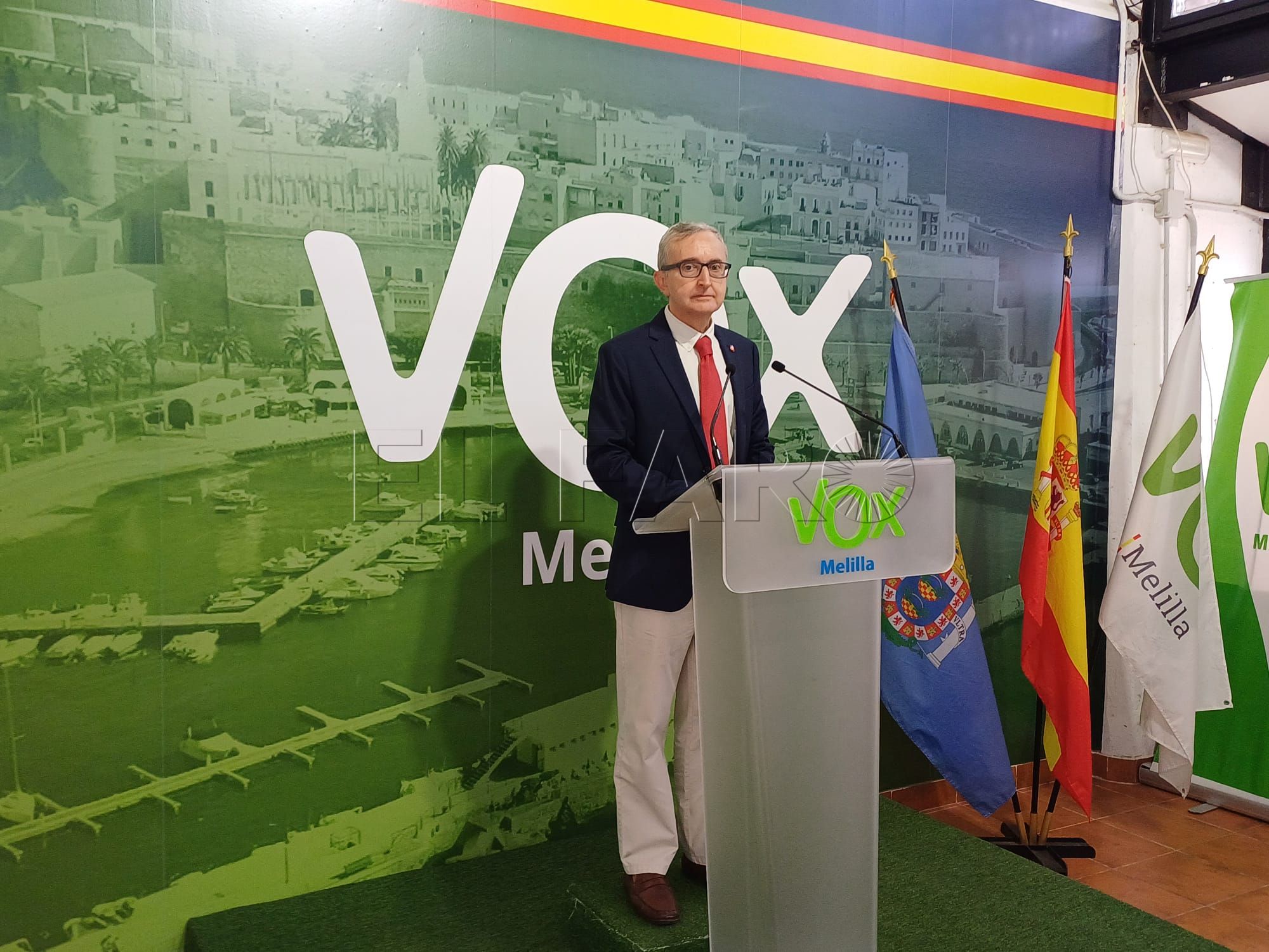 Tasende pregunta por los vertidos de aguas fecales en Melilla