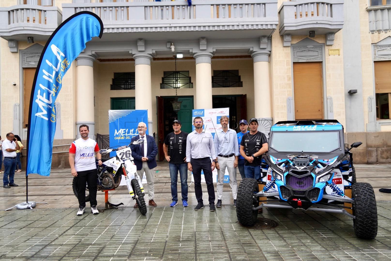 Puesta de largo de los deportistas melillenses en el Rally de Marruecos 2024