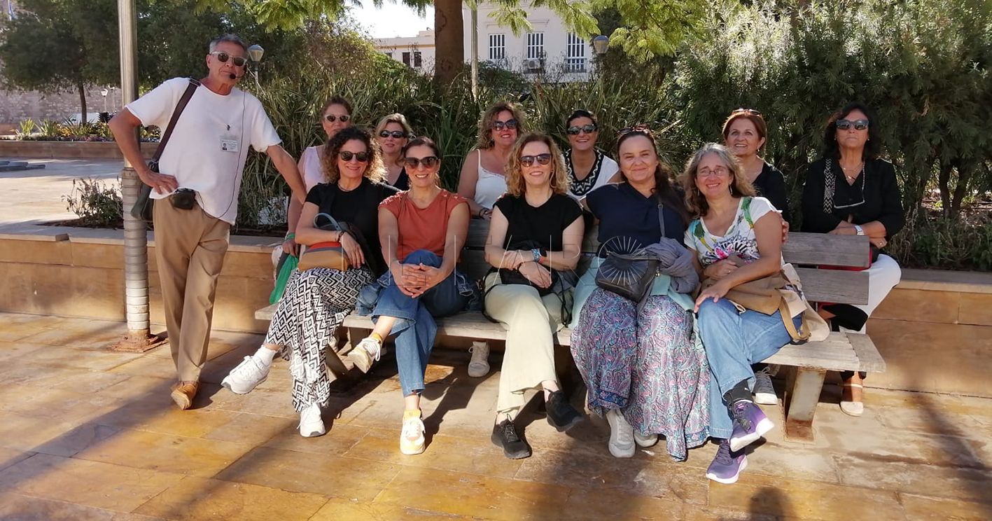 José Oña, un fin de semana por Melilla con 11 mujeres de Madrid y Sevilla