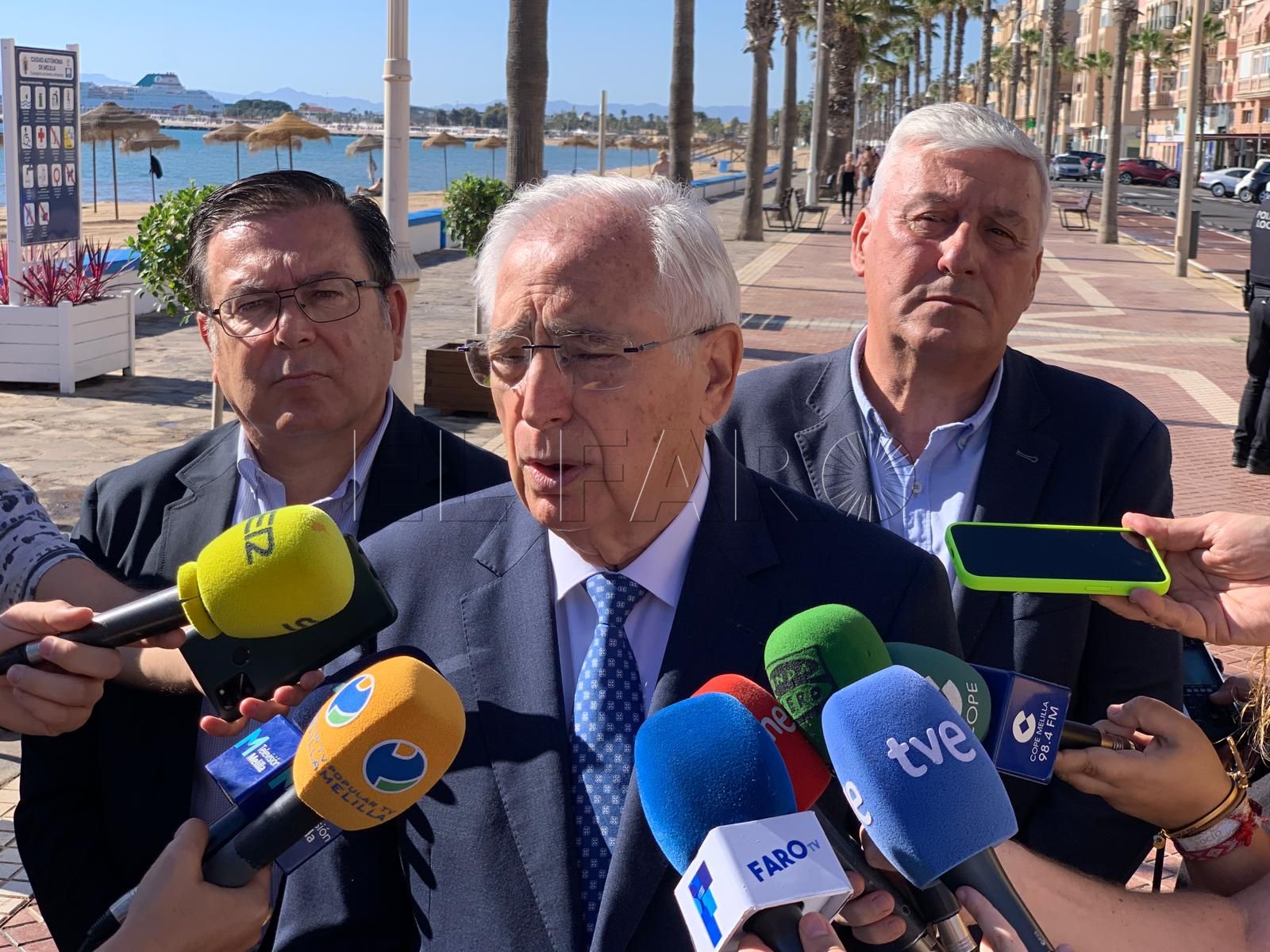 Imbroda insiste en que el Día de la Hispanidad no desaparece en Melilla