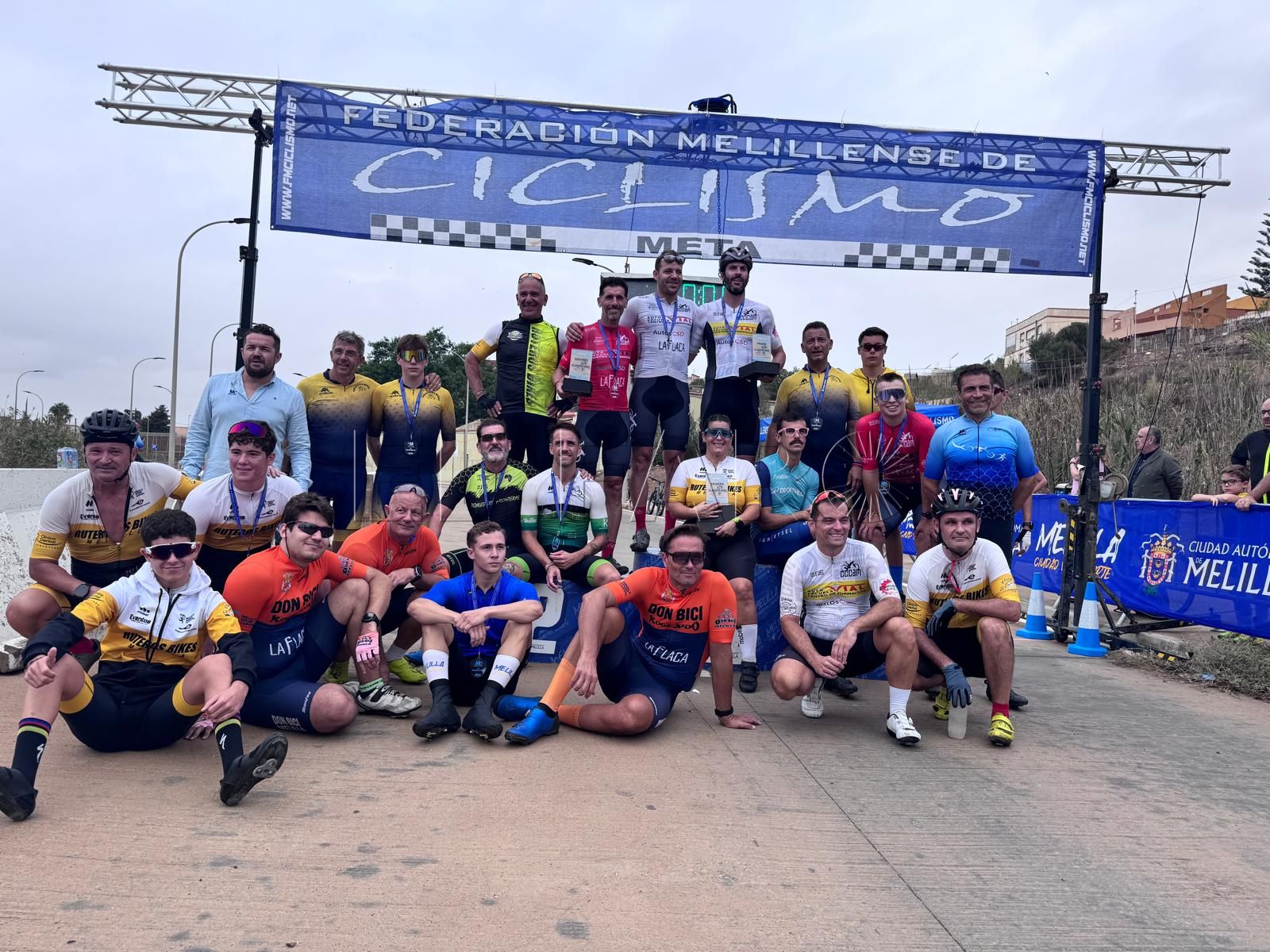 Crístian González y Beatriz Tortosa se coronan en la última prueba local