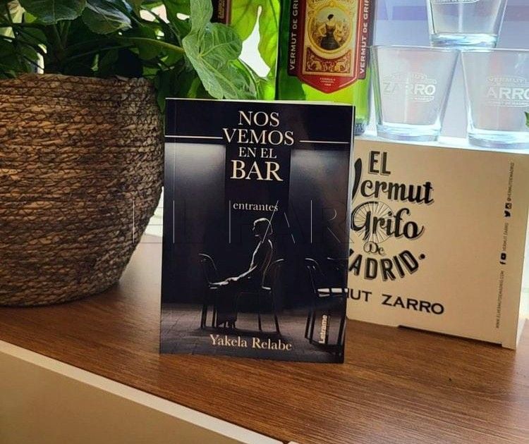 Llega a Melilla el libro "Nos vemos en el bar"