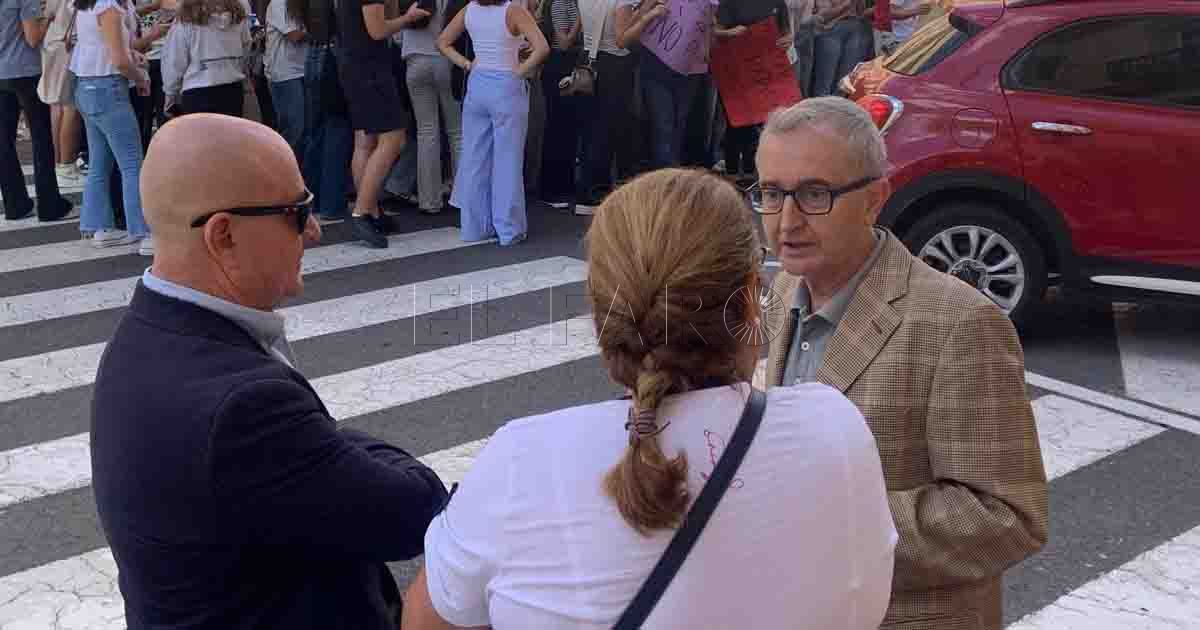 Vox Melilla apoya a los estudiantes que protestan porque aún no saben cómo será la PAU