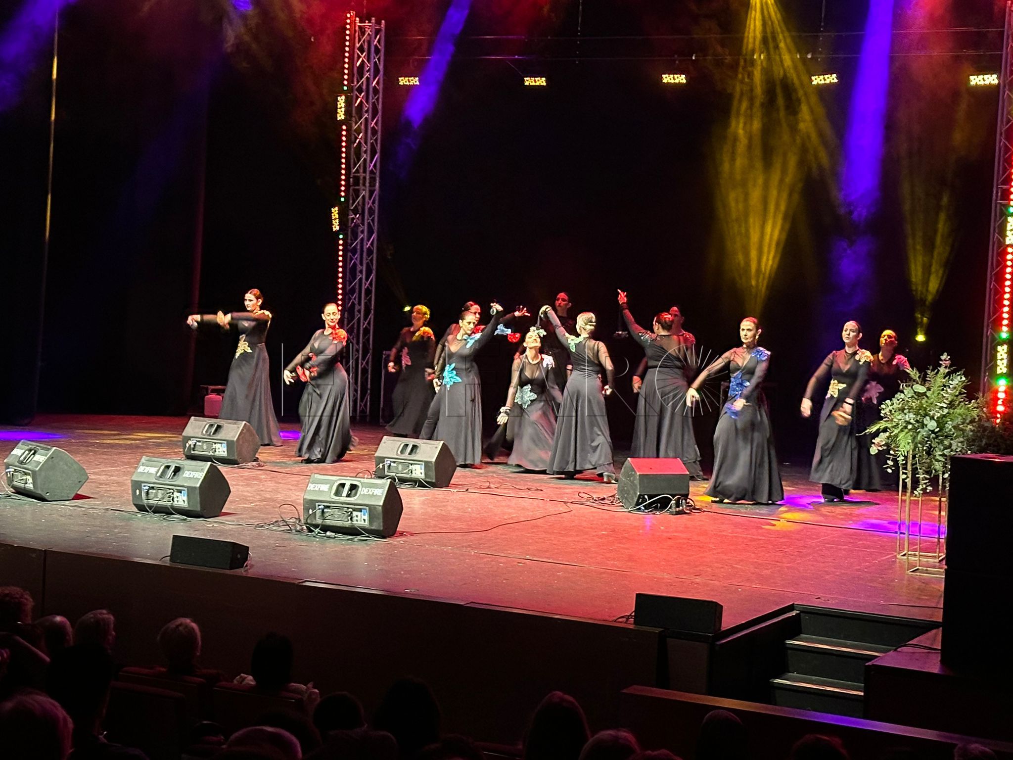 Melilla se vuelca con Valencia en una gala de altura