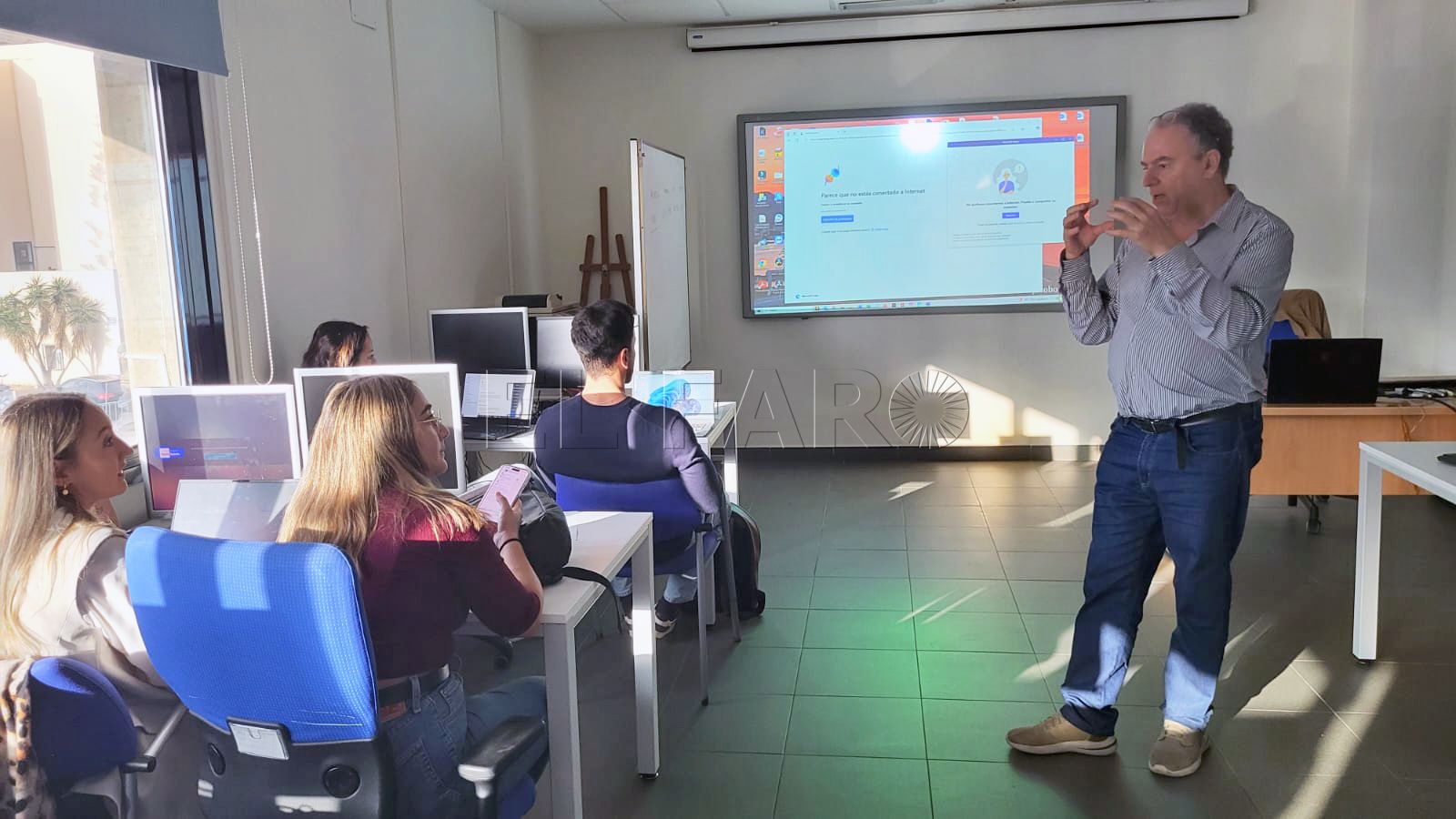 Médicos residentes se forman en metodología de investigación