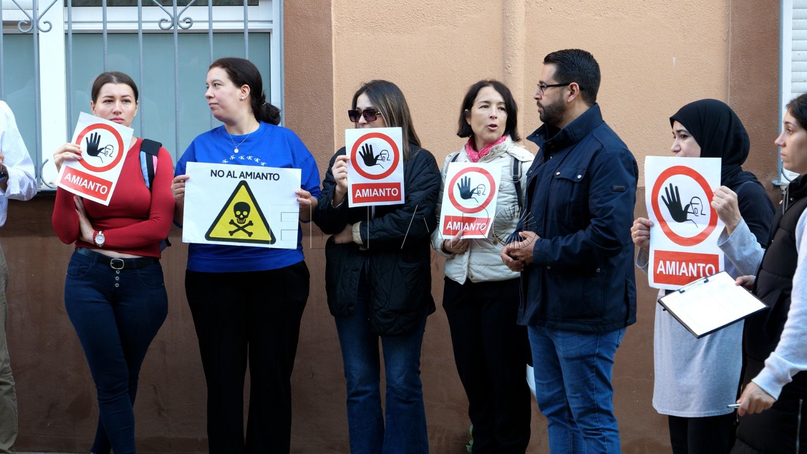 Somos Melilla denunciará ante la Guardia Civil la situación por amianto en el Colegio Real