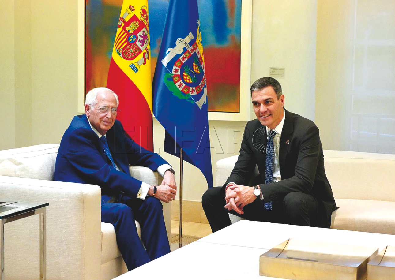 Imbroda lleva a Sánchez la “foto” de la Melilla actual y pide colaboración