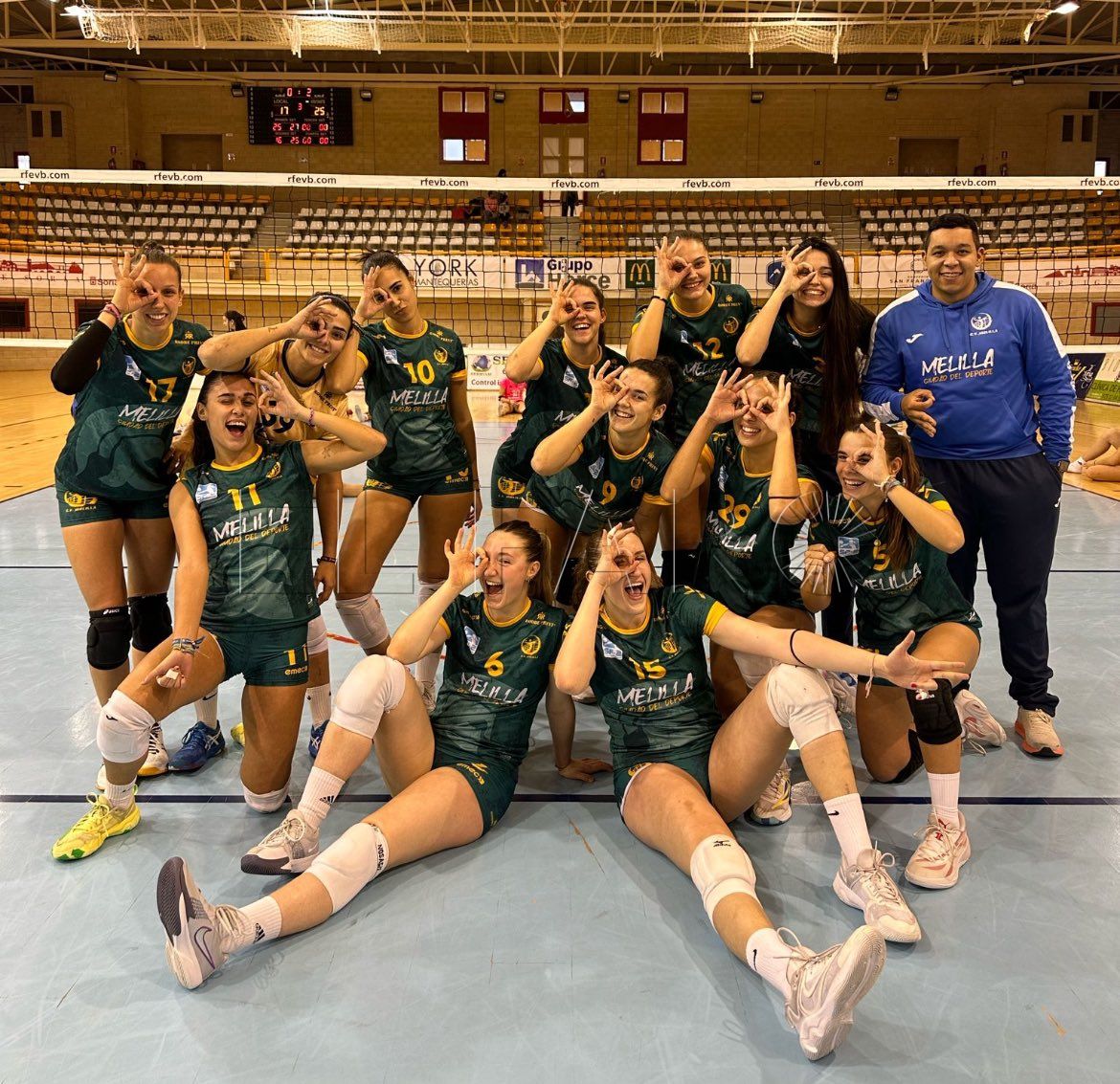 Dura victoria del CV Melilla femenino ante el colista de la clasificación