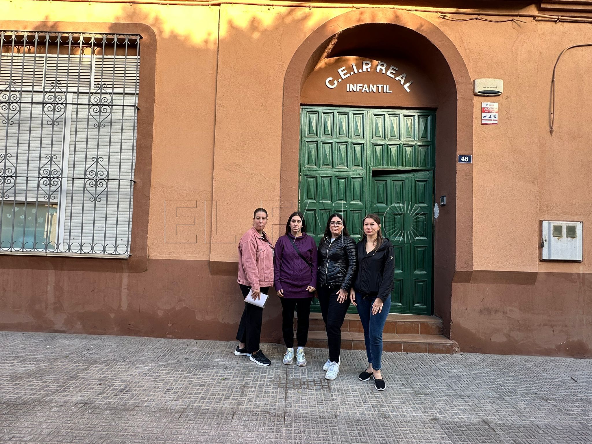 El AMPA del CEIP Real presenta una querella a la Dirección Provincial de Educación y a la Ciudad Autónoma por el amianto