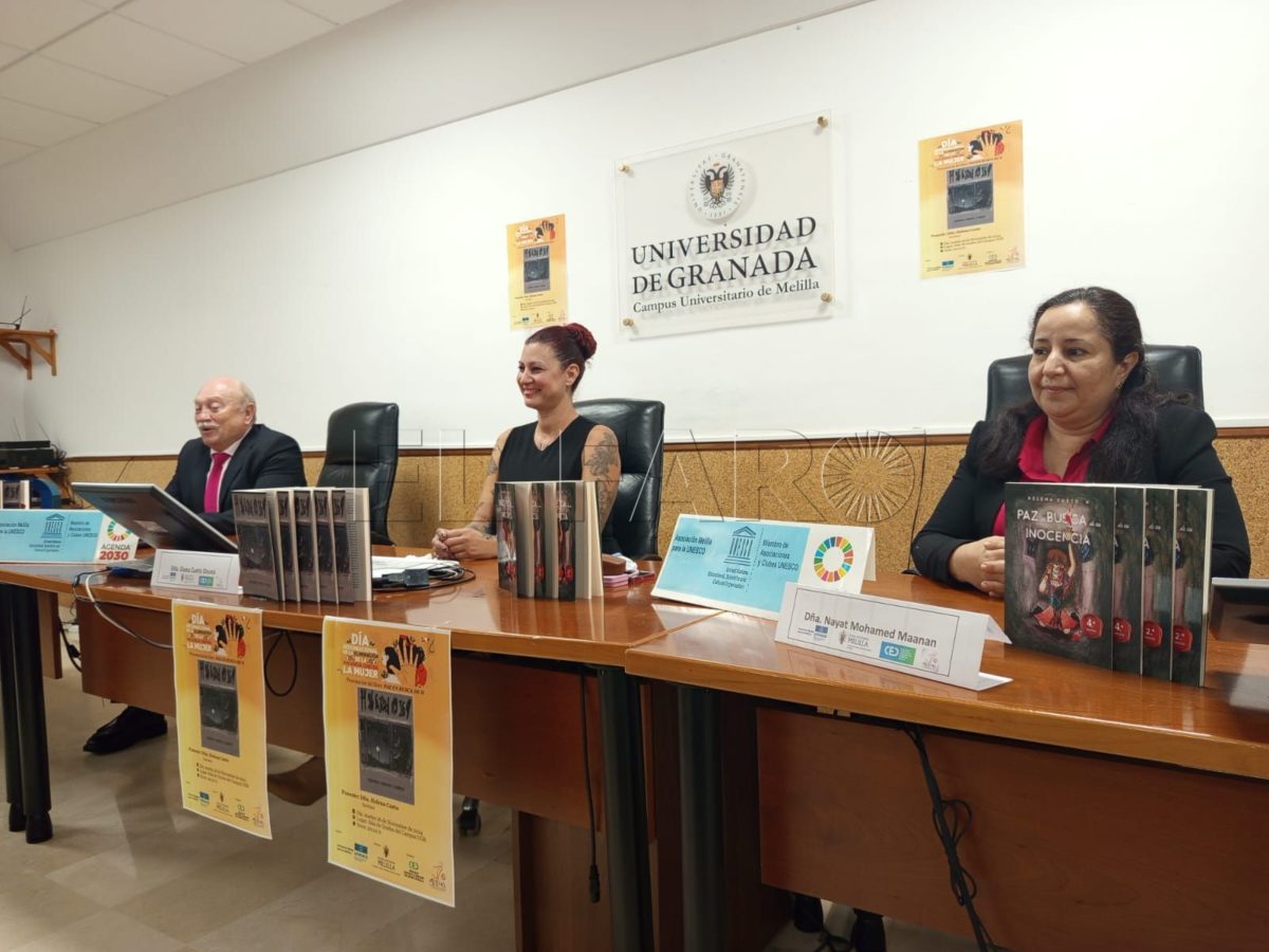 Emotiva presentación del libro 'Paz en busca de H', de Helena Cueto