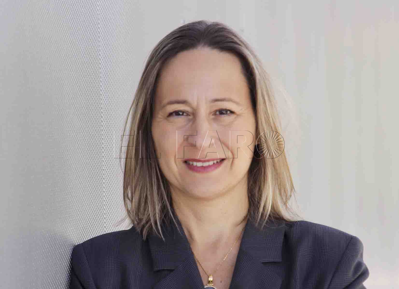 “La reina Sofía lo hizo y sigue haciéndolo muy bien”