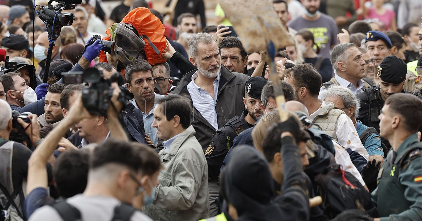 La gestión de la catástrofe histórica: entre el compromiso institucional y las polémicas sociales