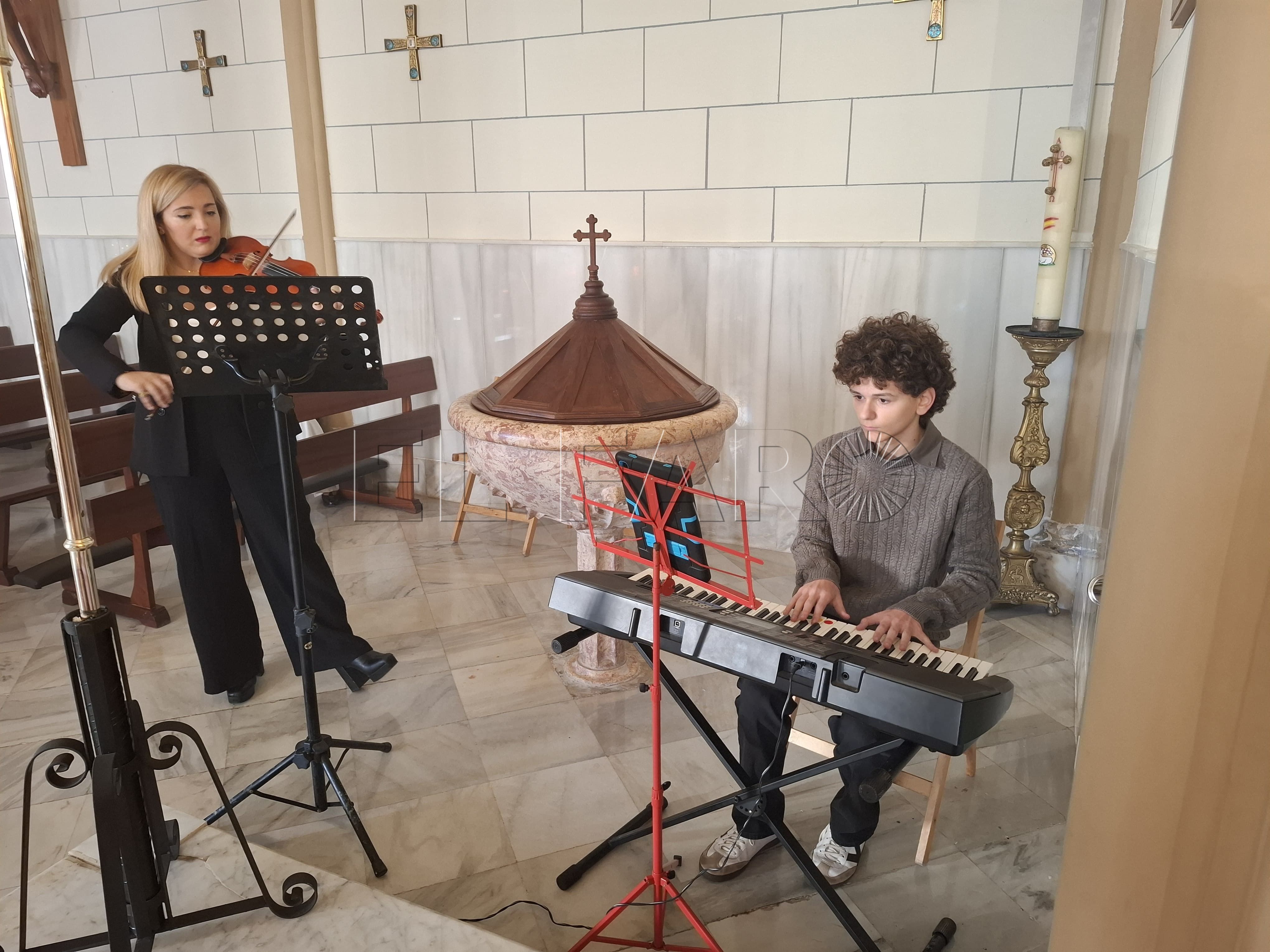 Roberto Reyes, el pianista de la Misa de Navidad en la Castrense