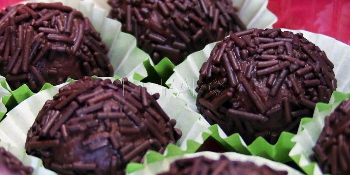 La Hermandad de la Divina Pastora de las Almas volverá a endulzar la Navidad con sus postres