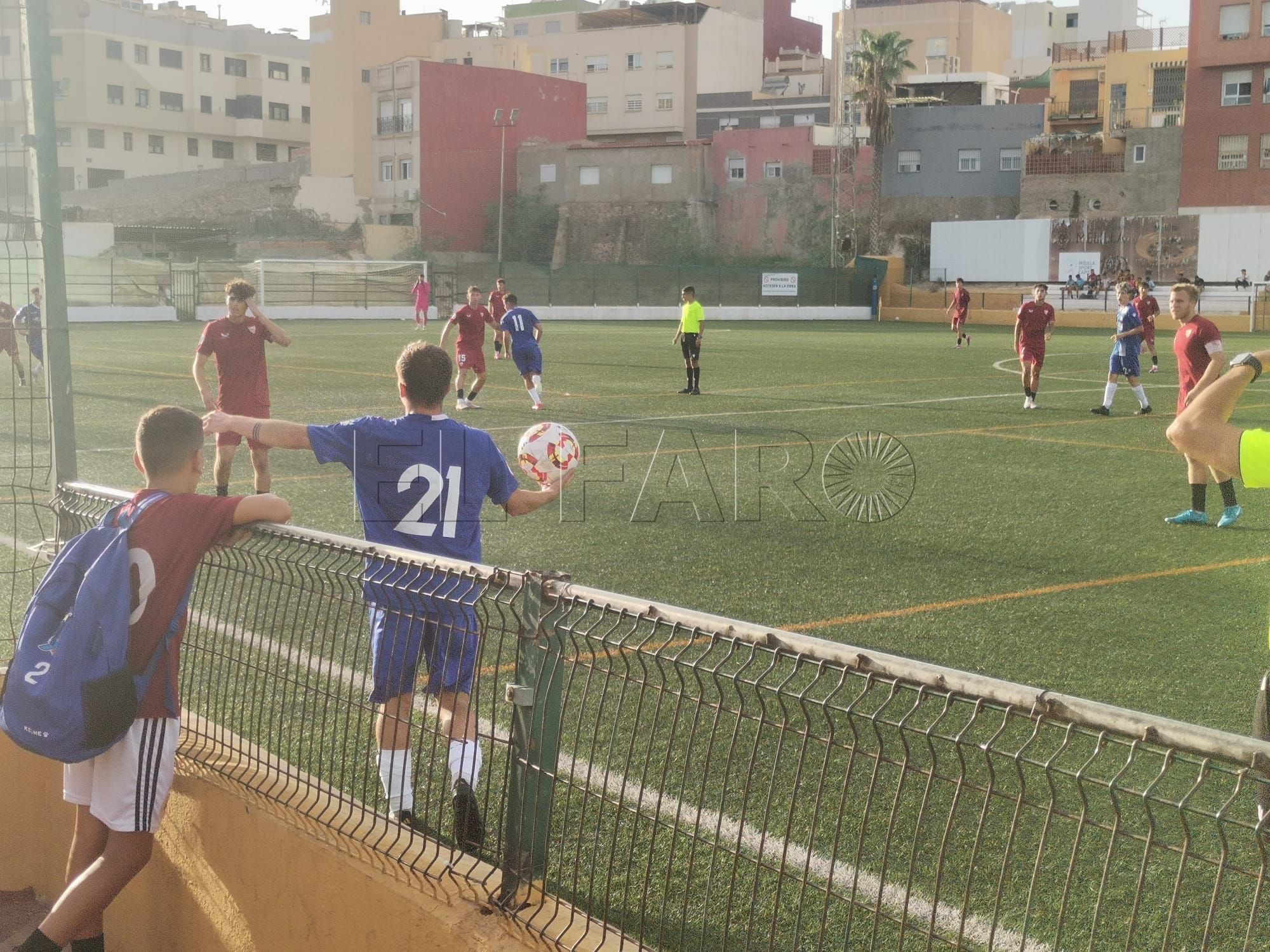 El Rusadir ve parado su partido al quedarse con seis jugadores