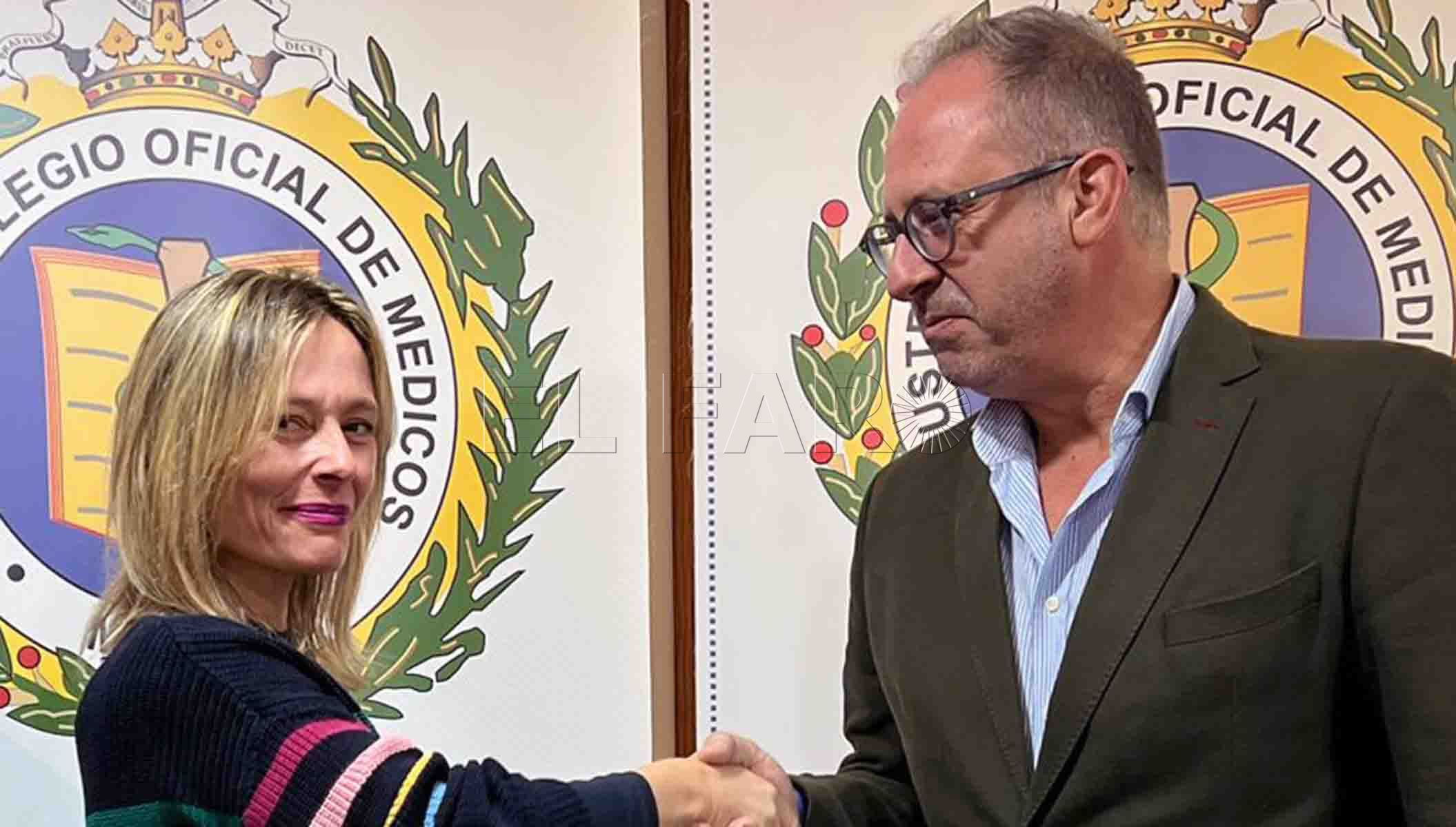 El Colegio de Médicos hace una donación económica para investigar el cáncer de mama