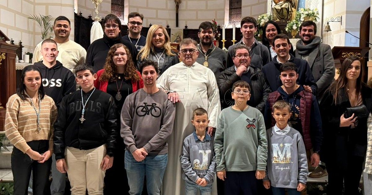 San Juan Evangelista reúne a los jóvenes cofrades