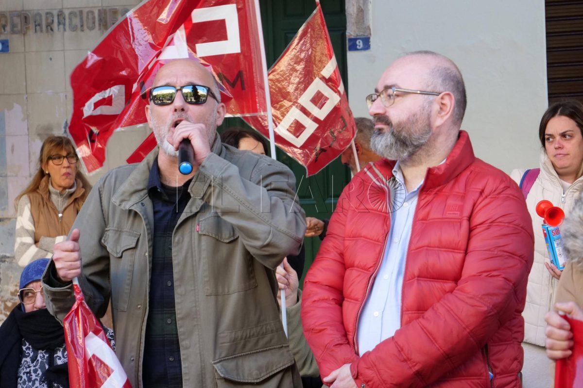 El PSOE muestra su apoyo a los trabajadores de las ludotecas, que siguen sin cobrar