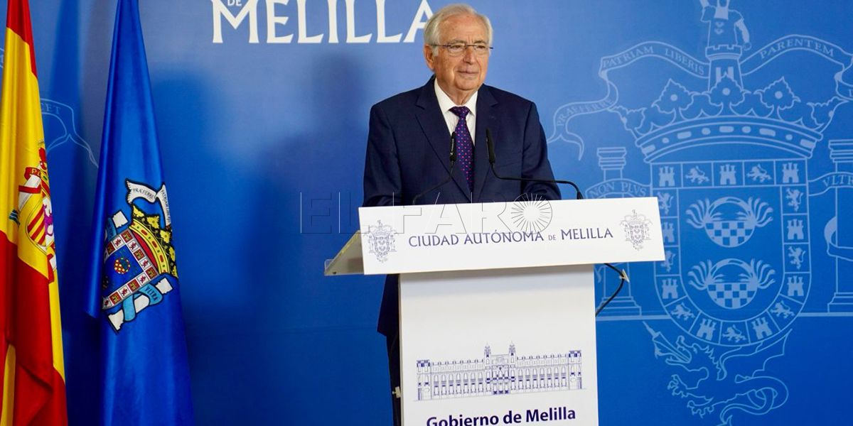 Imbroda recuerda que "el anual acumulado de asegurados a la Seguridad Social es de 11 personas"