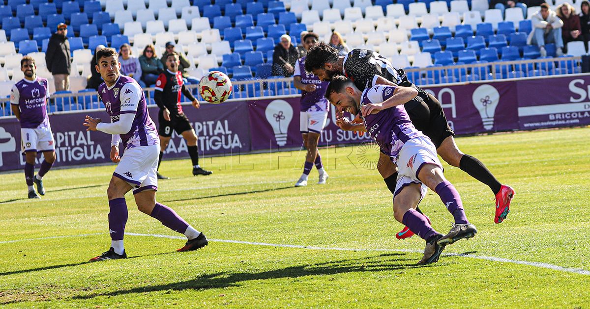El imparable líder corta la racha triunfal del Melilla