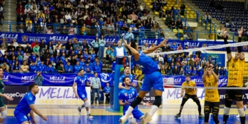 Los jugadores de la escuadra melillense lo dieron todo sobre la pista de juego.