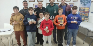 Foto de familia con todos los premiados en la competición disputada el pasado sábado.