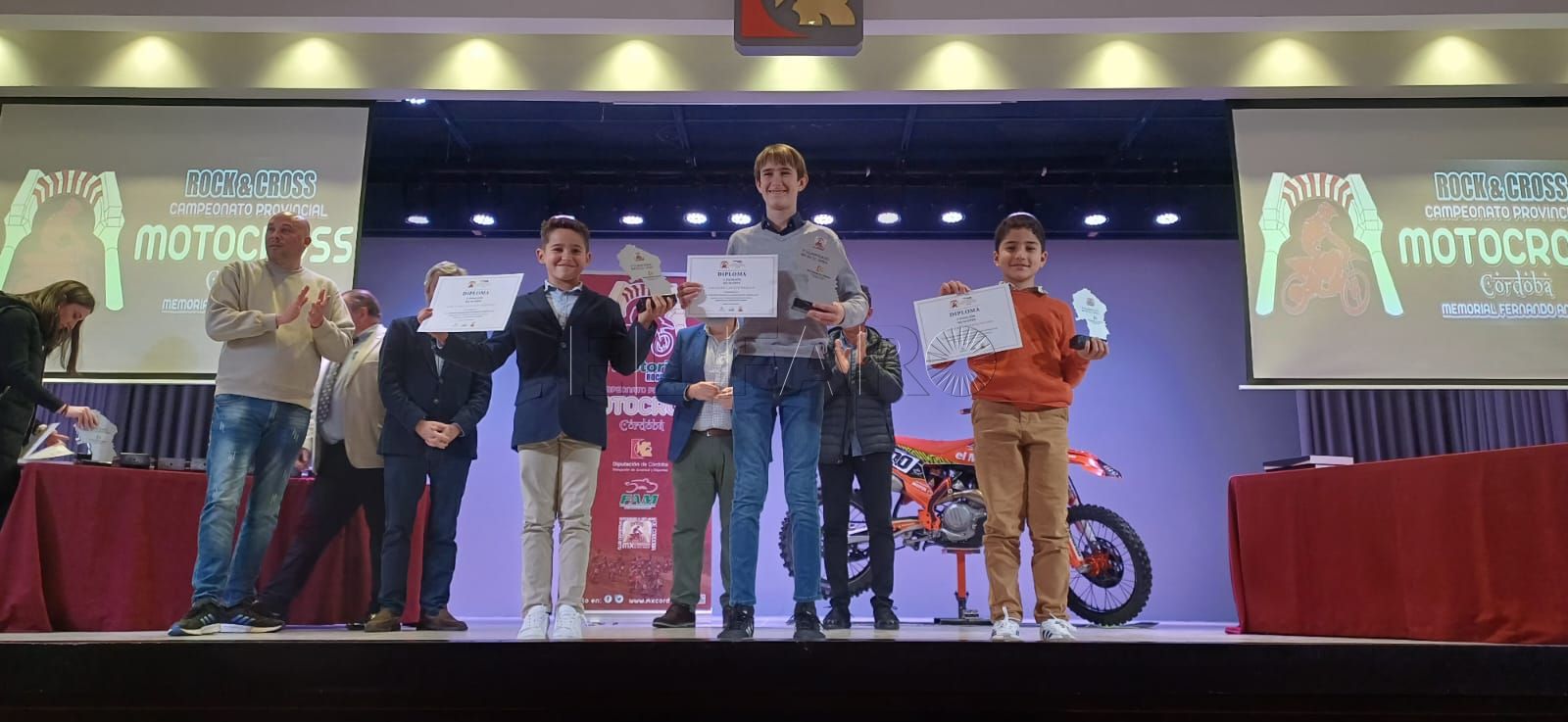 Karam Rahhou Laarbi acude a la Gala de Campeones para recoger su trofeo