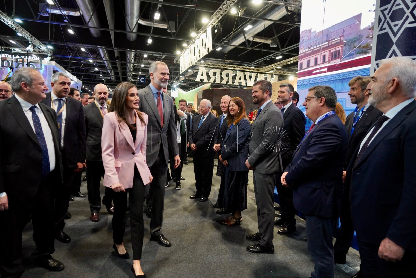 Los reyes saludan al presidente Imbroda