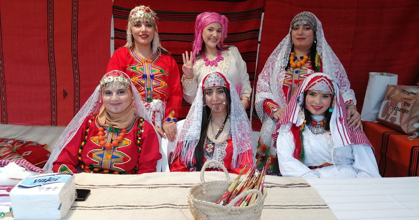 El mercado 'amazige' se muestra en todo su esplendor para celebrar el Yennayer