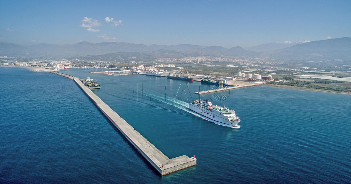 Armas Trasmediterránea refuerza sus conexiones desde Melilla con Almería y Motril