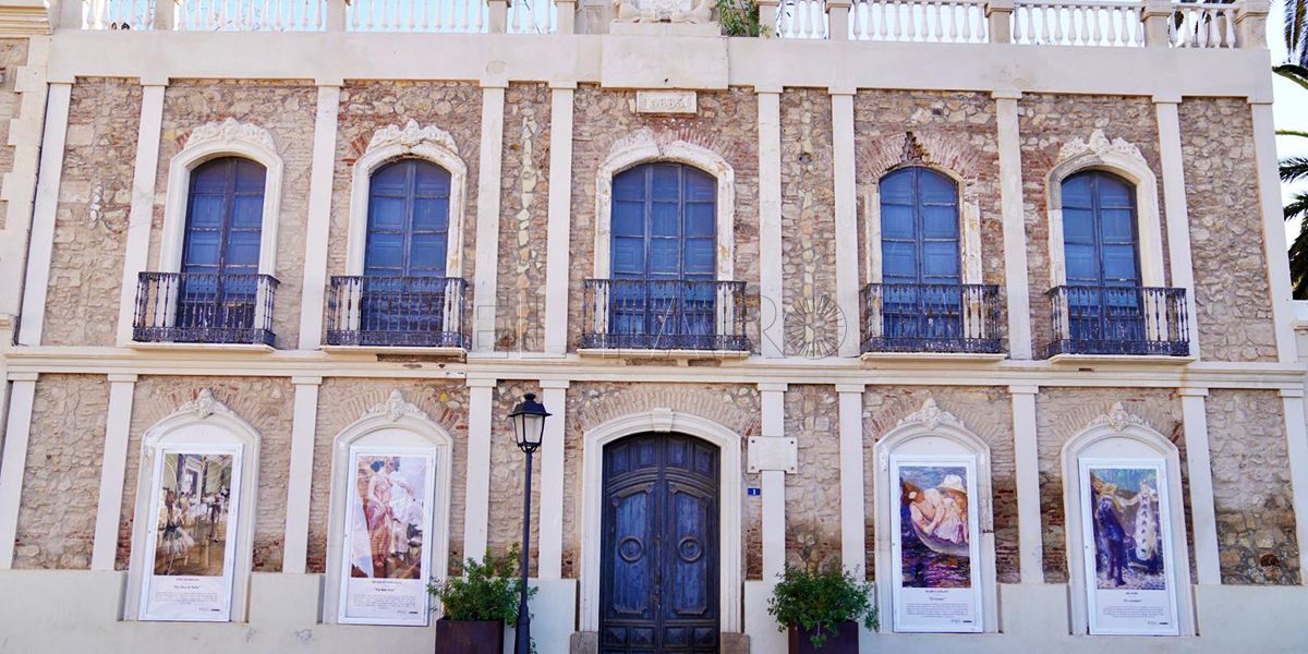 Tasende pregunta cómo se sumarán solares a la Casa del Gobernador para convertirlo en hotel