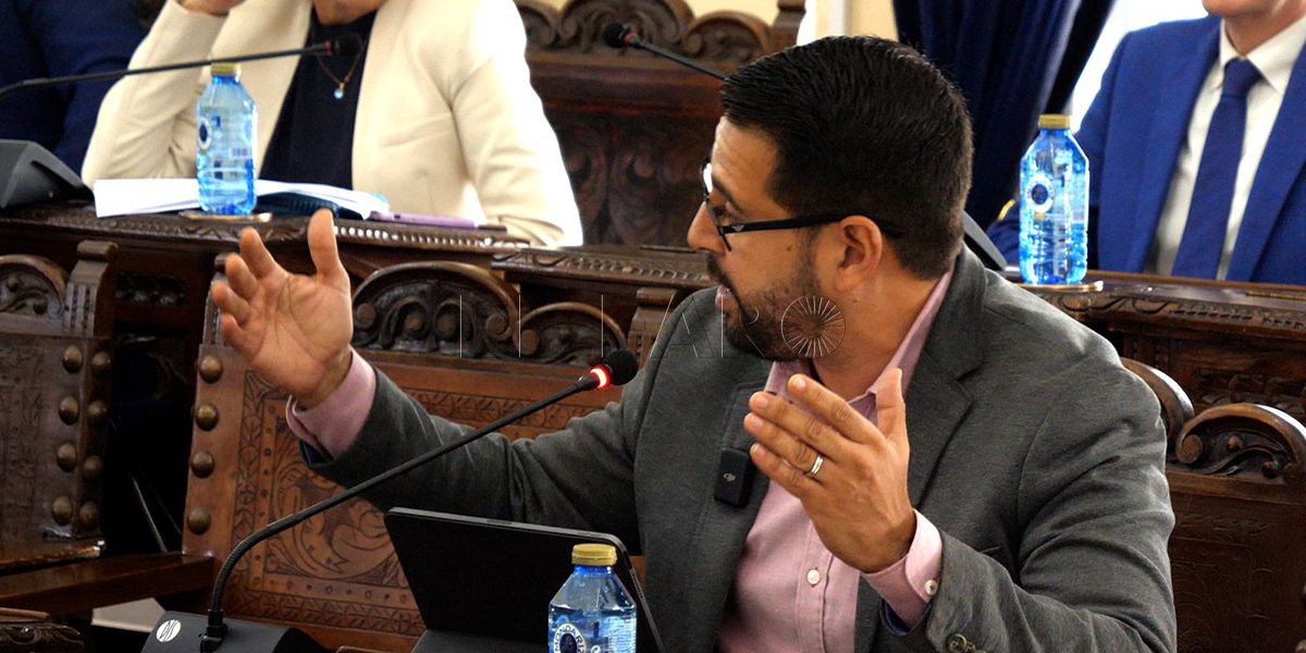 Amin Azmani acusa al Gobierno de la Ciudad de falta de transparencia