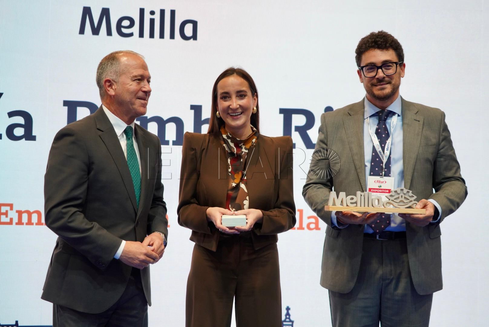 Lucía Pombo con Miguel Marín en Fitur