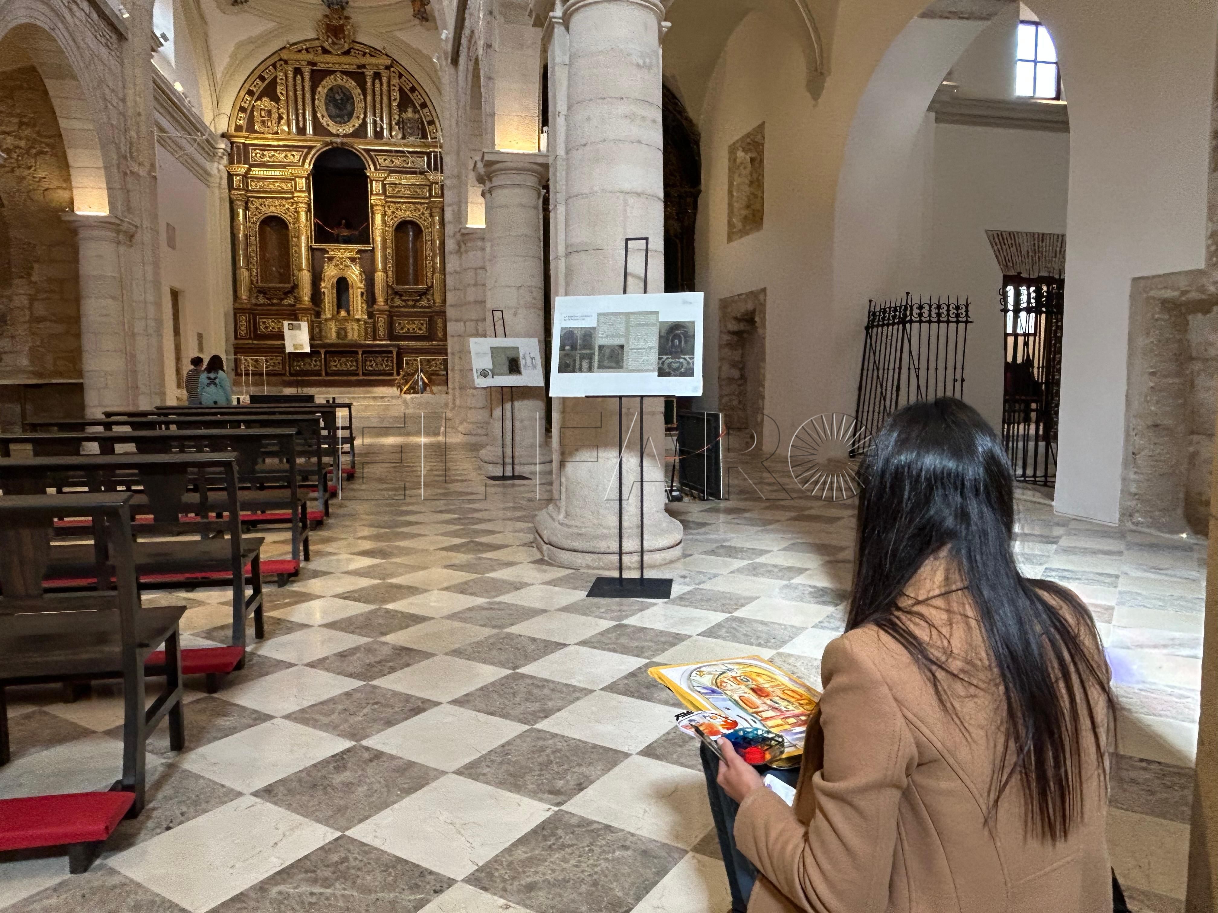 Segaley pintando en la iglesia de la Purísima Concepción