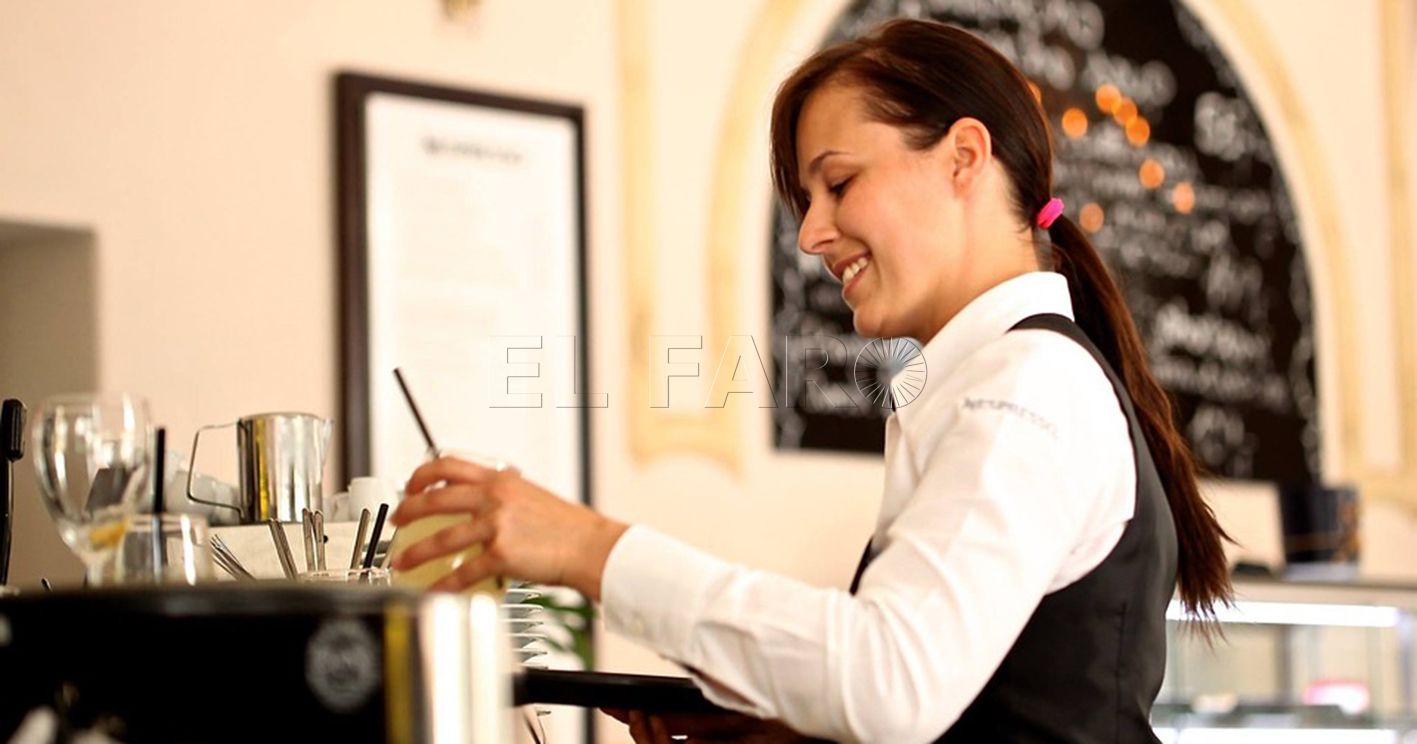 Continúan las negociaciones para acordar la subida del SMI