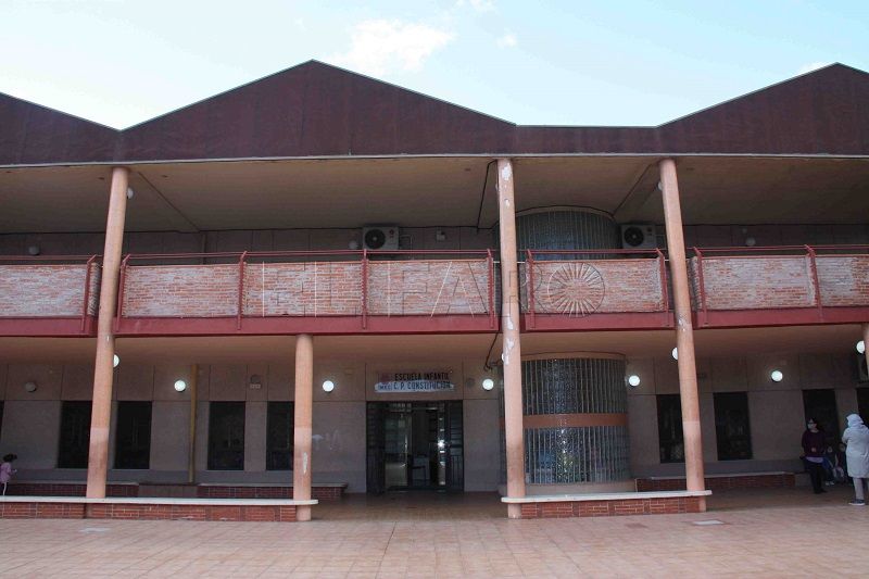 SATE-STEs enumera los desperfectos en el CEIP Constitución