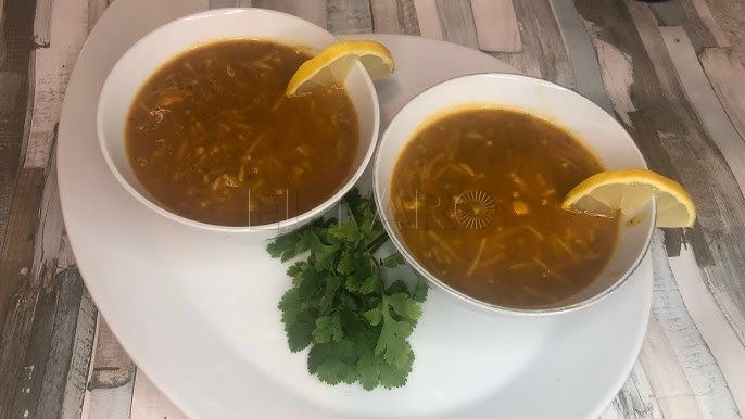 'Dar un rule' o la 'harera', en una una guía alternativa de viajes por España más allá de los tópicos