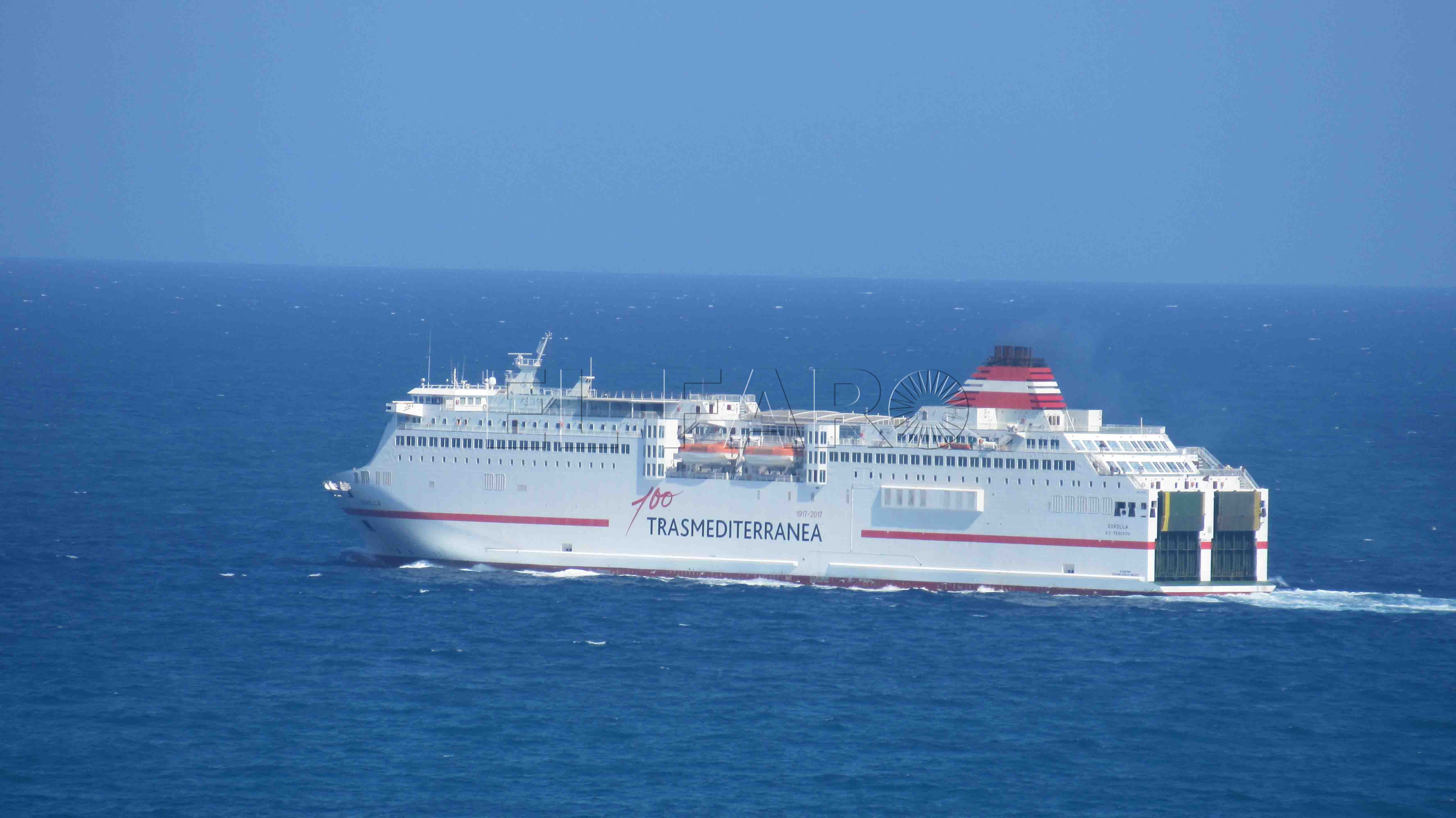 Barco de Armas Trasmediterránea