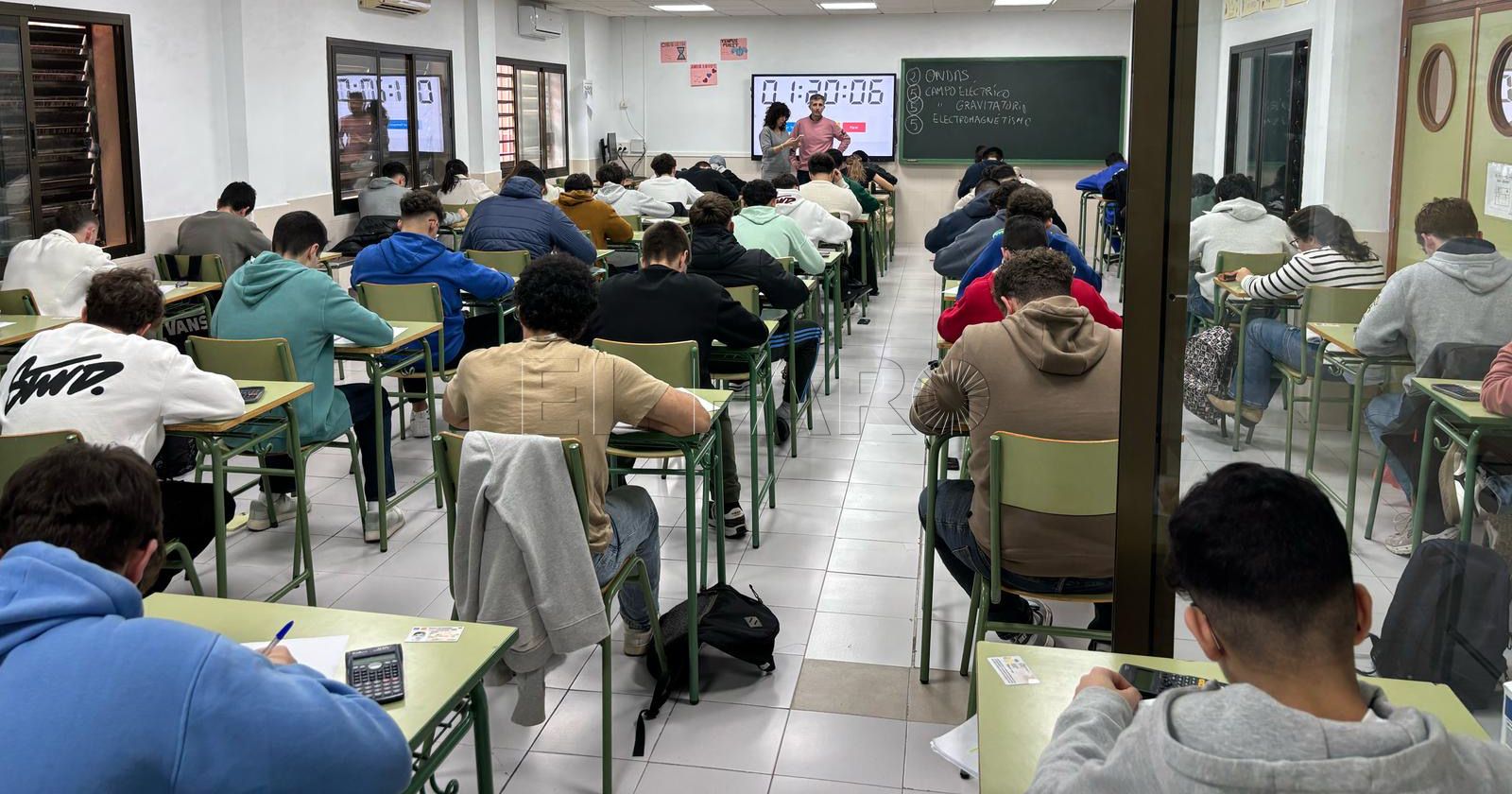 Carlos Tejedor gana la fase local de la Olimpiada de Física