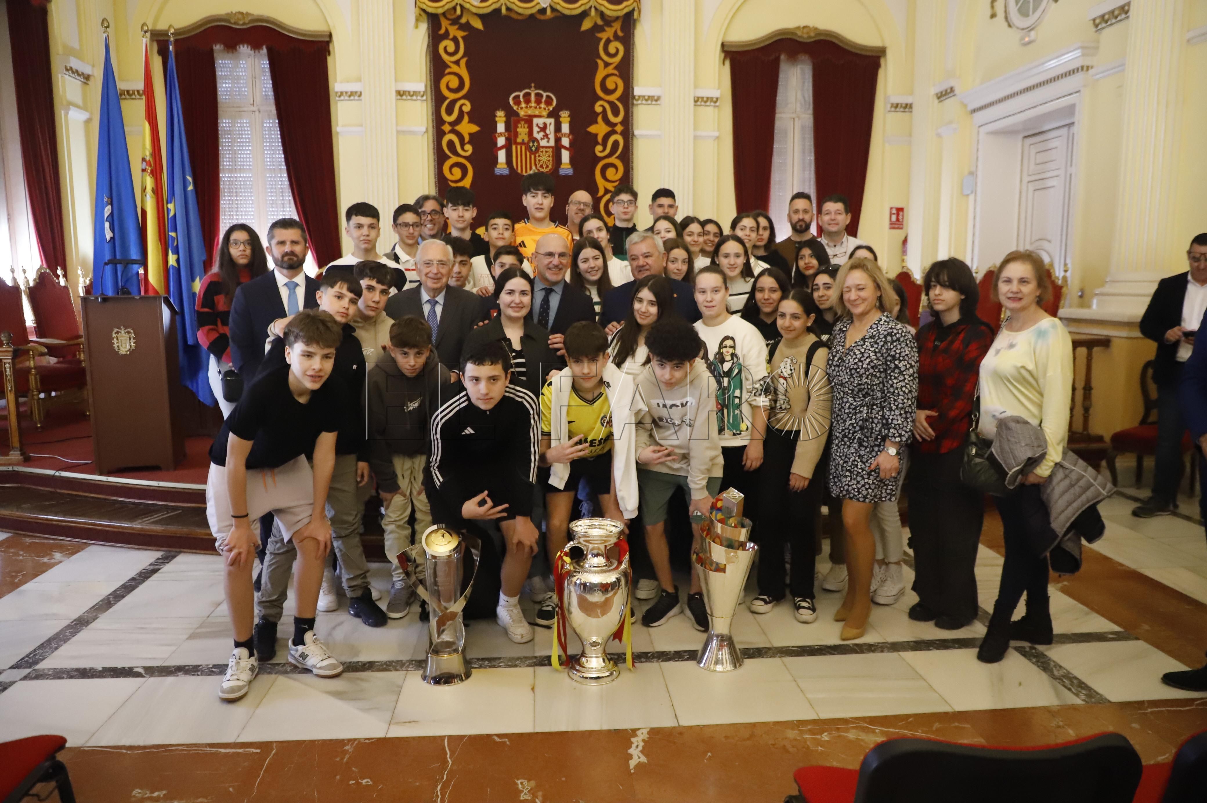 Todo el deporte local se vuelca con la visita del seleccionador nacional Luis de la Fuente