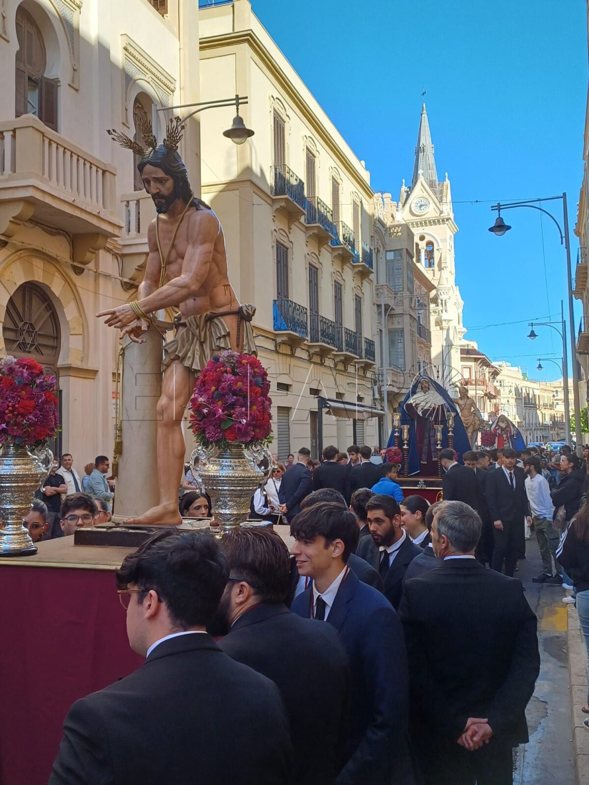 La Flagelación prepara la Semana Santa con el traslado de sus Sagrados Titulares