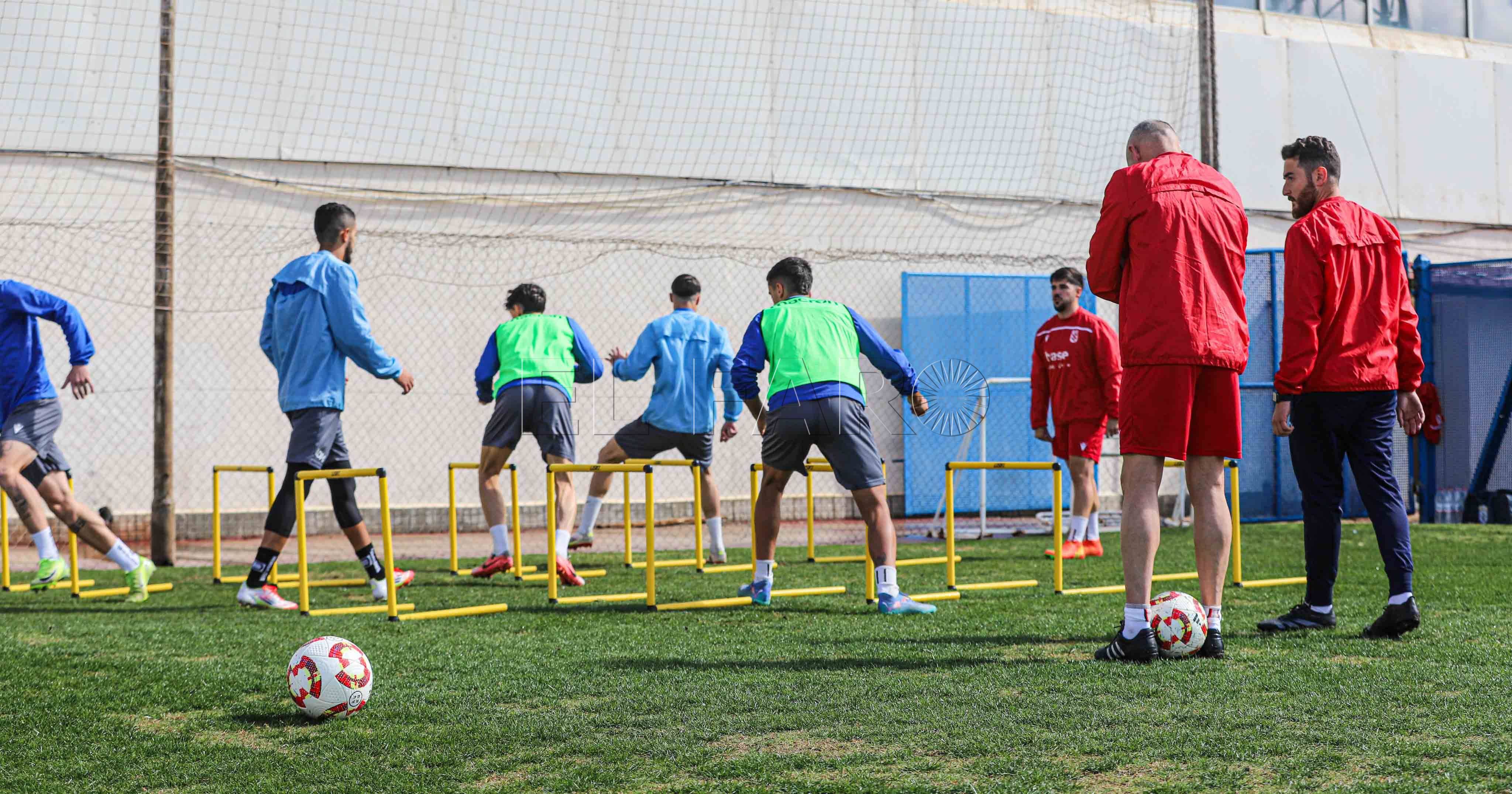 La plantilla de la UD Melilla reinicia el trabajo con la mirada en Coria