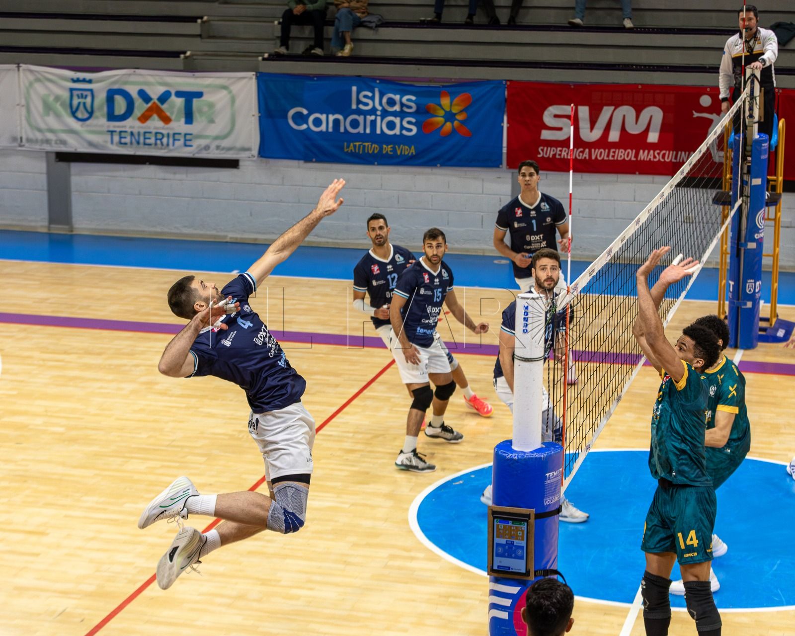 El CV Melilla se viene de vacío de la pista del Cisneros Alter